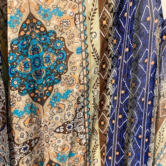 Daniel Rainn Patterned Shawl Wrap - Picture 4 of 7